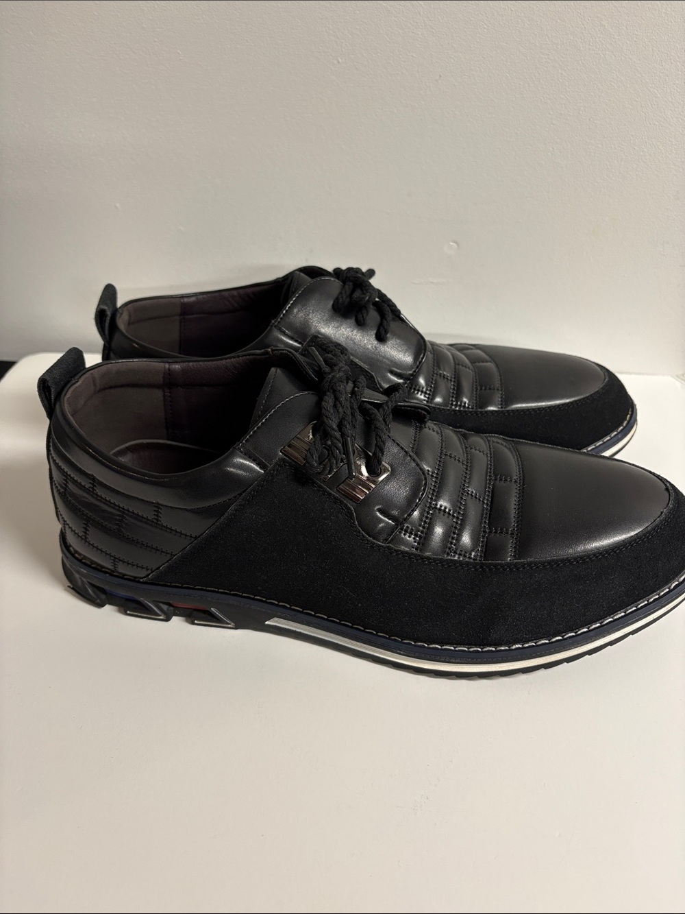 Men's Black Leather & Suede Lace-Up Slip-On Loafers